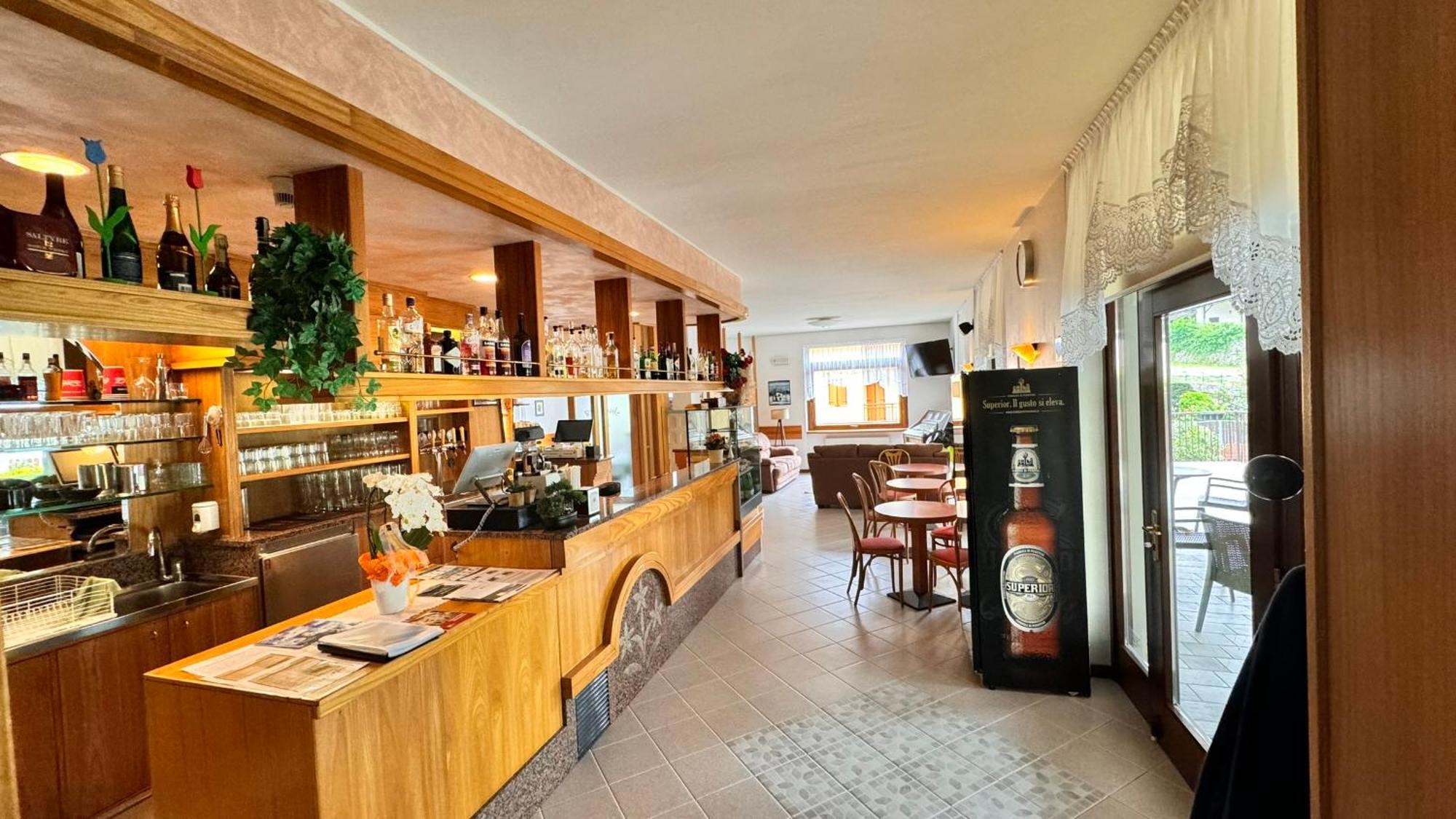 Albergo Stella Alpina Tenno Extérieur photo