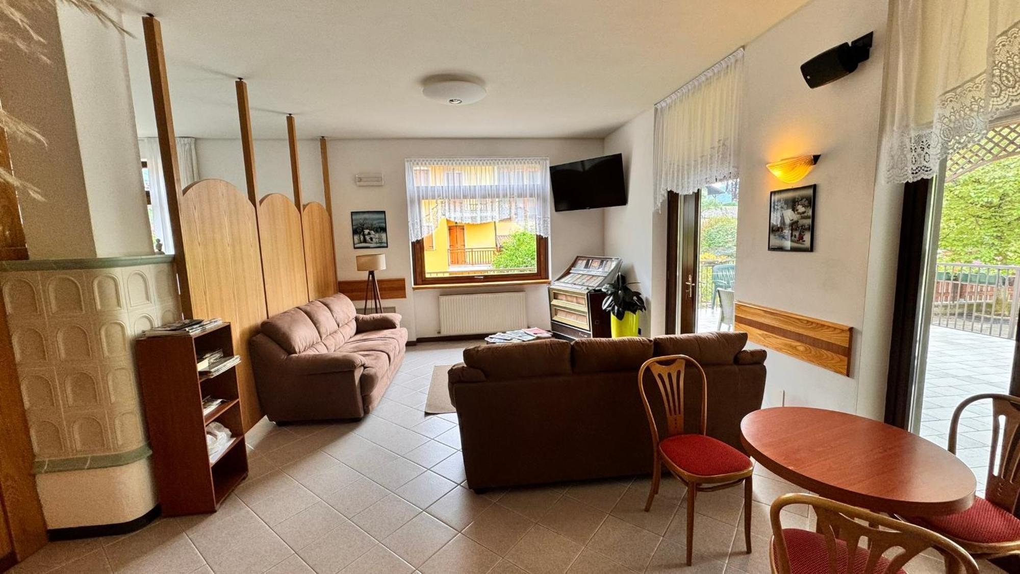 Albergo Stella Alpina Tenno Extérieur photo