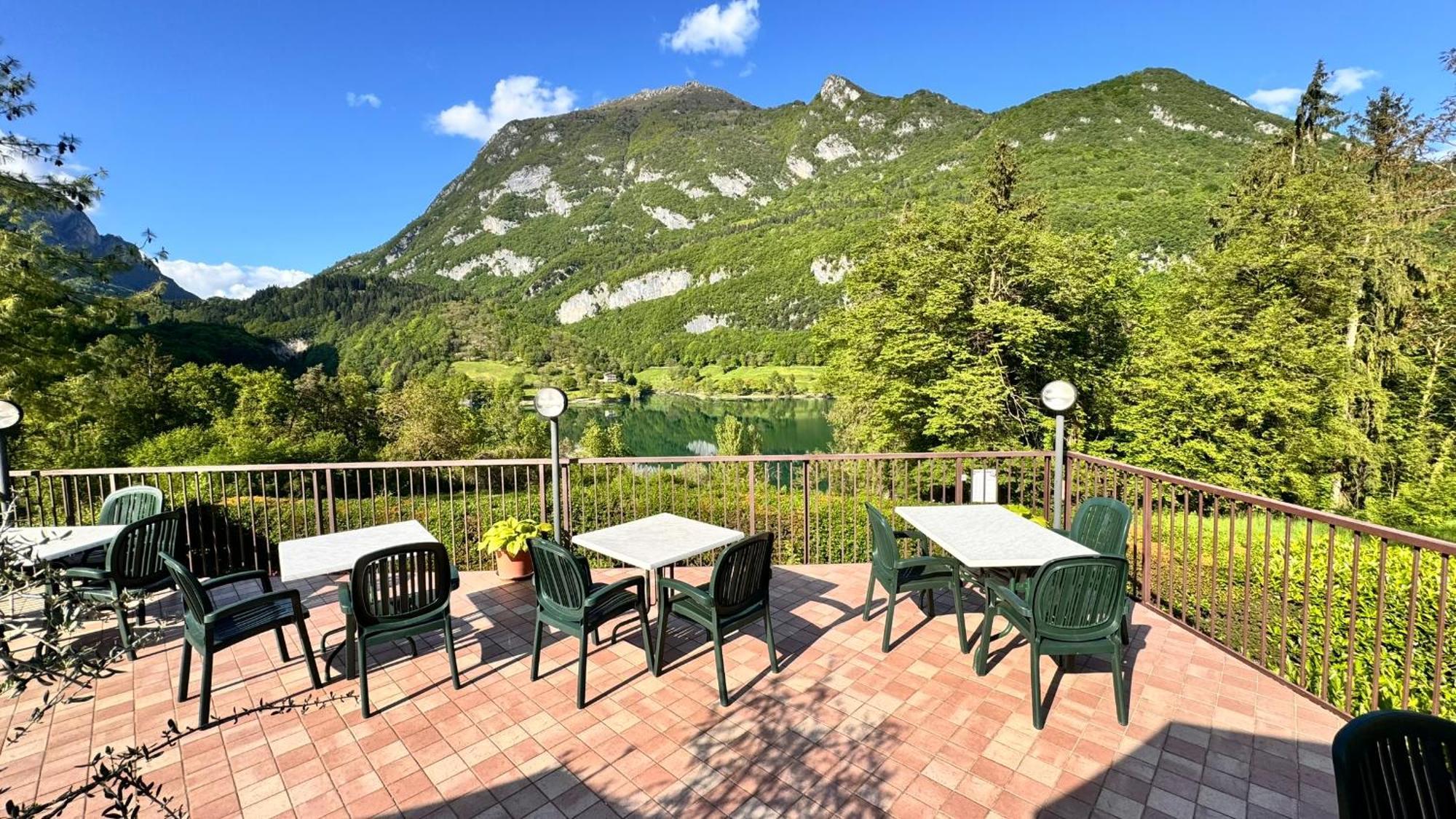 Albergo Stella Alpina Tenno Extérieur photo