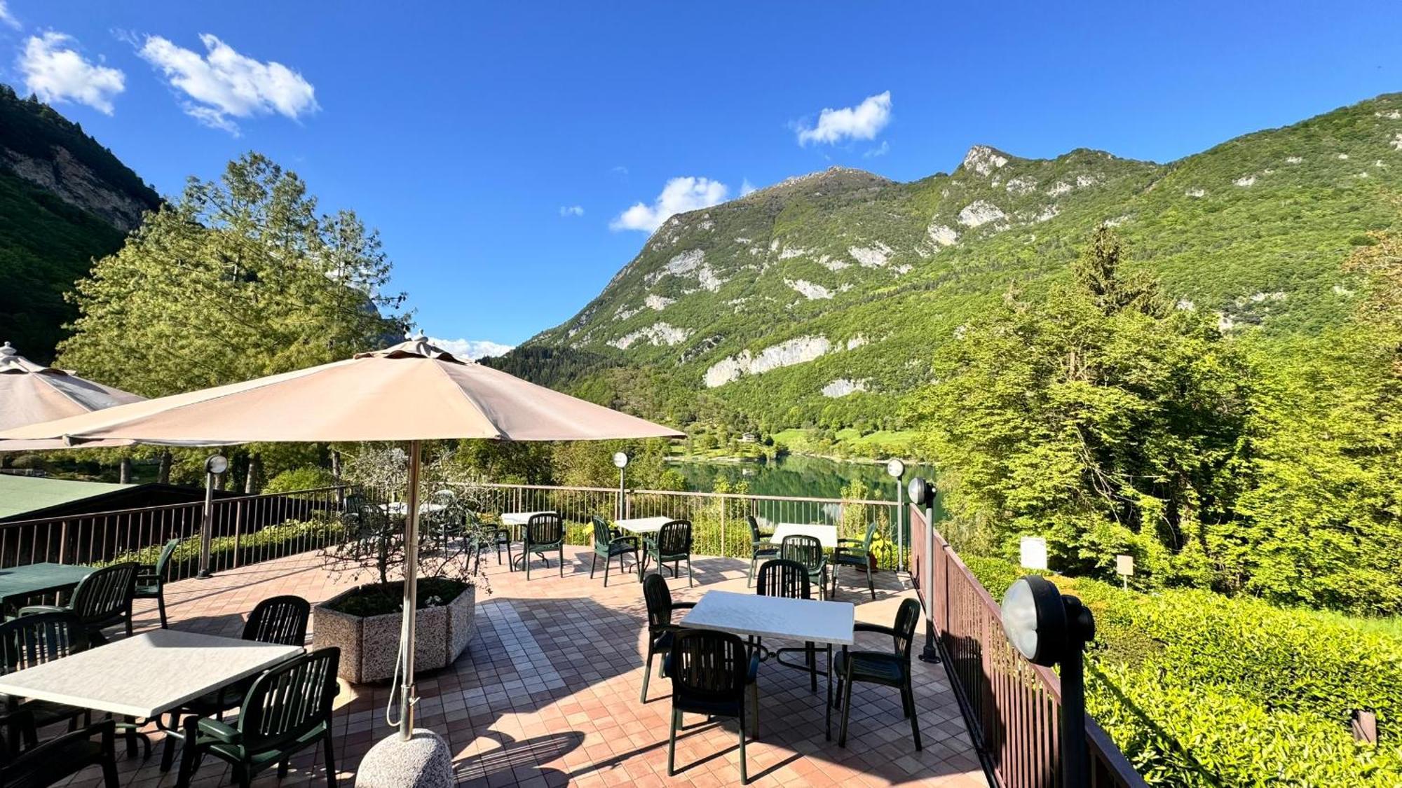 Albergo Stella Alpina Tenno Extérieur photo