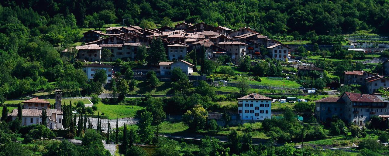 Albergo Stella Alpina Tenno Extérieur photo