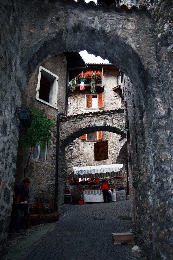 Albergo Stella Alpina Tenno Extérieur photo